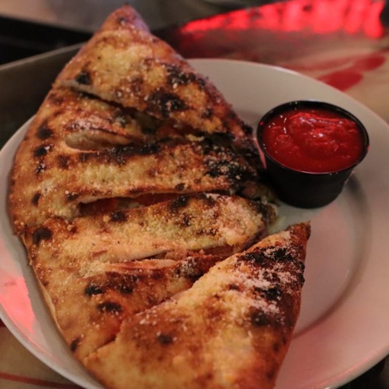 Delicious Calzones: A Taste of Italy